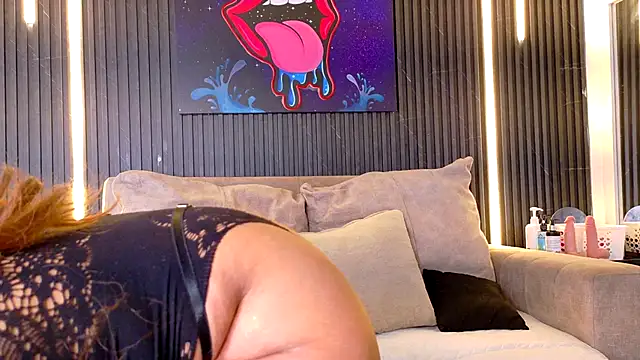 SophiaSummer online show from 12-02-25, 02:45