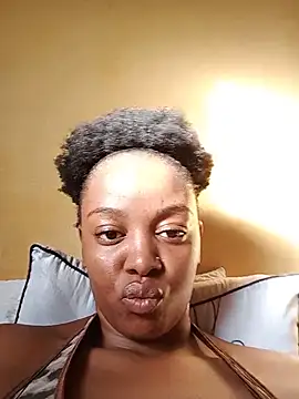 peachy poosie online show from 05-18-26, 06:41