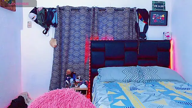 Azley sweet online show from 11-13-25, 04:28