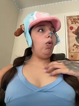 CharmingMaddie online show from 10-22-25, 02:50