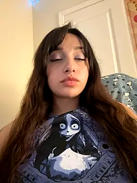 CharmingMaddie online show from 11-24-25, 09:36