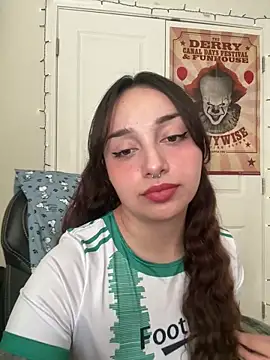 CharmingMaddie online show from 03-19-26, 06:45