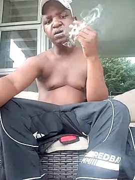 Snapshot of Thabo1004 chatting on 12-17-25, 03:07 Thabo1004 online show from 12-17-25, 03:07