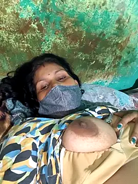 Love-pari077 online show from 09-10-25, 04:01