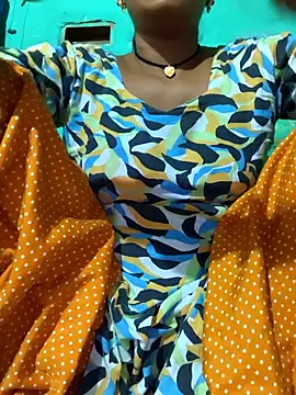 Love-pari077 online show from 09-13-25, 04:23