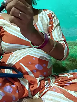 Love-pari077 online show from 09-21-25, 04:14