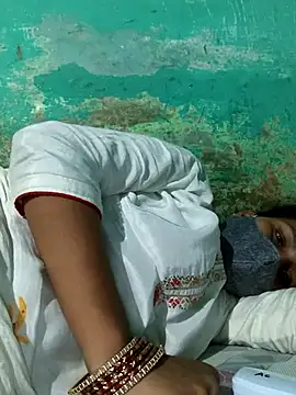 Love-pari077 online show from 09-23-25, 03:04