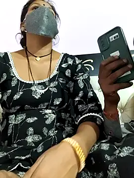 Love-pari077 online show from 10-15-25, 03:56