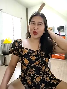 Snapshot of Romantic_Sabrina chatting on 09-20-25, 01:50 Romantic Sabrina online show from 09-20-25, 01:50