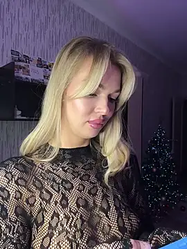 miss veroNika online show from 12-22-25, 03:25