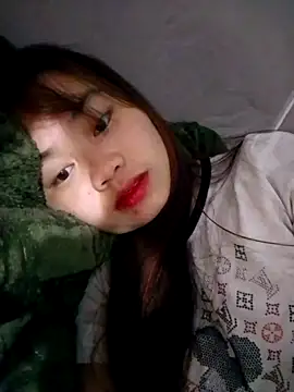 Snapshot of PhayPhay123 chatting on 12-04-25, 12:09 PhayPhay123 online show from 12-04-25, 12:09