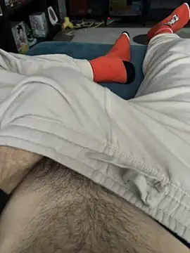 Snapshot of Frankieyyy1 chatting on 12-20-25, 08:21 Frankieyyy1 online show from 12-20-25, 08:21