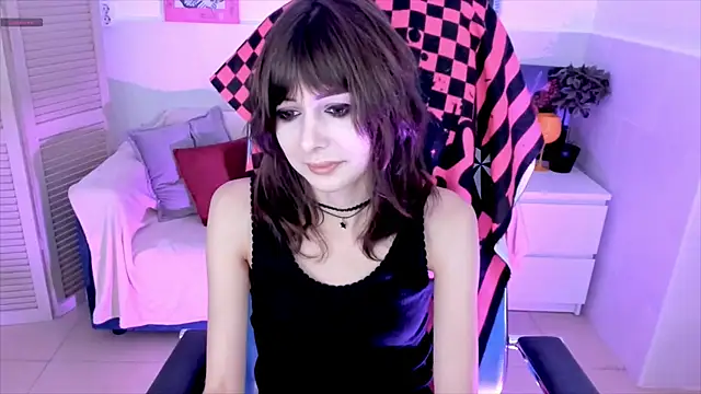 CrystallBloom online show from 10-09-25, 01:36