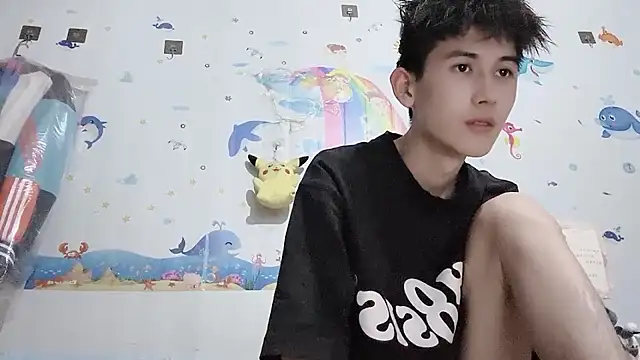 xiaojie2563 online show from 10-17-25, 07:27