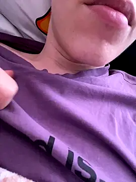 Snapshot of Yammy_AssHole chatting on 10-30-25, 08:05 Yammy AssHole online show from 10-30-25, 08:05