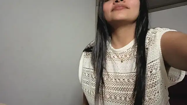 Candela    online show from 04-28-26, 02:27