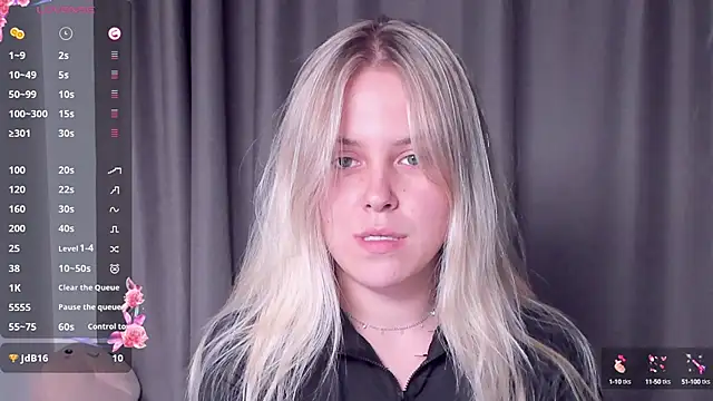 Snapshot of AngelAnty chatting on 10-04-25, 03:10 AngelAnty online show from 10-04-25, 03:10