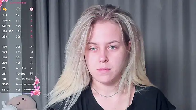 Snapshot of AngelAnty chatting on 10-30-25, 03:02 AngelAnty online show from 10-30-25, 03:02