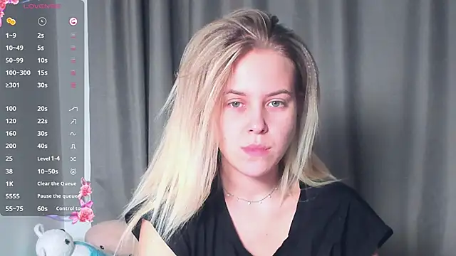 Snapshot of AngelAnty chatting on 11-02-25, 03:03 AngelAnty online show from 11-02-25, 03:03