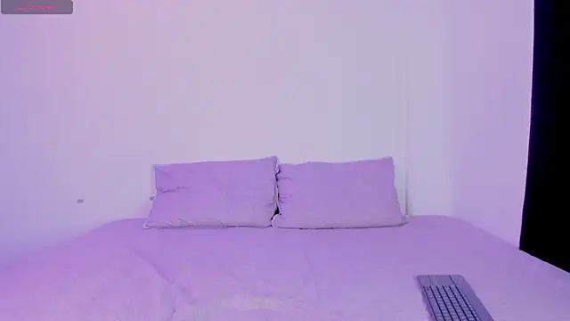 Mafer Osorio online show from 04-28-26, 02:27