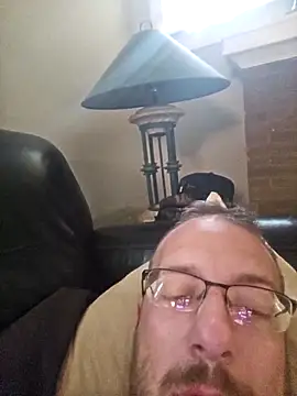 Snapshot of MEAT4urGRILL chatting on 10-14-25, 09:04 MEAT4urGRILL online show from 10-14-25, 09:04