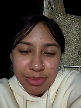 lynn9000 online show from 10-20-25, 05:08