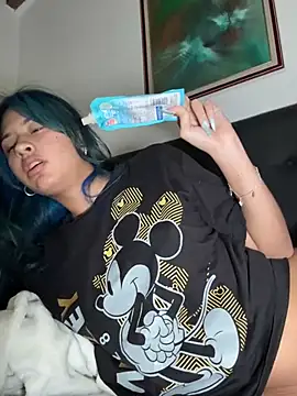 lynn9000 online show from 03-11-26, 04:40