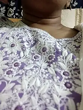 Snapshot of Monika_Telugu_Girl chatting on 09-11-25, 06:08 Monika Telugu Girl online show from 09-11-25, 06:08