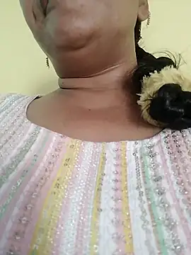 Snapshot of Monika_Telugu_Girl chatting on 09-15-25, 09:42 Monika Telugu Girl online show from 09-15-25, 09:42