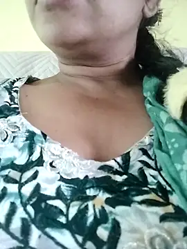 Snapshot of Monika_Telugu_Girl chatting on 09-20-25, 08:04 Monika Telugu Girl online show from 09-20-25, 08:04