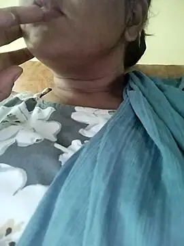 Snapshot of Monika_Telugu_Girl chatting on 10-14-25, 05:30 Monika Telugu Girl online show from 10-14-25, 05:30