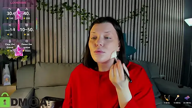 Snapshot of Michele_Greenn chatting on 11-30-25, 11:42 Michele Greenn online show from 11-30-25, 11:42