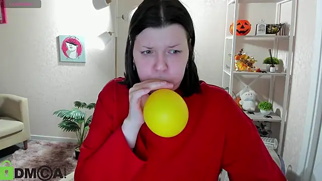 Snapshot of Michele_Greenn chatting on 12-02-25, 01:00 Michele Greenn online show from 12-02-25, 01:00