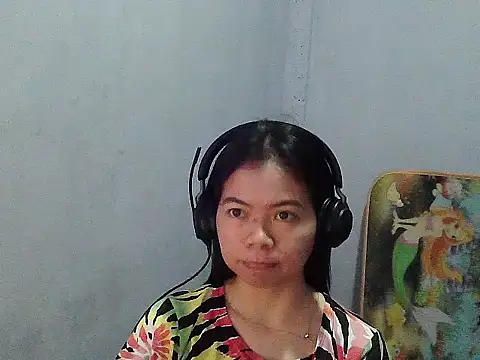 SweetSexyTrixie online show from 05-06-26, 08:25