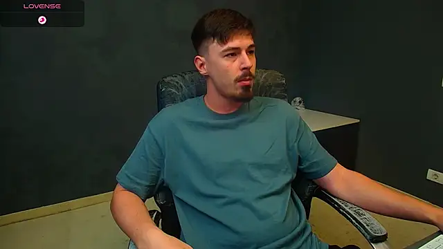 EnzoRace online show from 11-15-25, 05:49