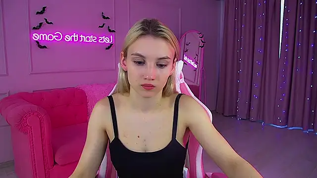 StacyEvances online show from 11-01-25, 08:49