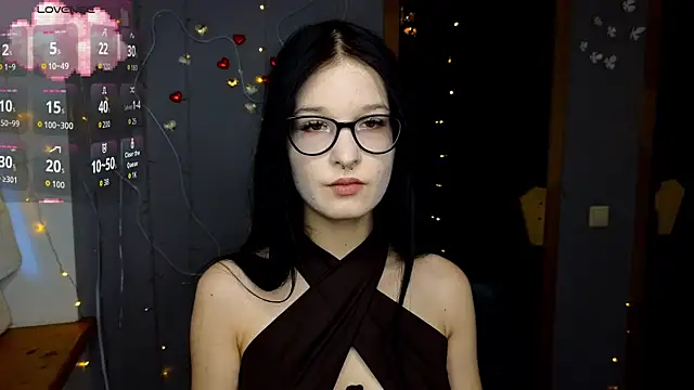 AlicaMoons online show from 09-11-25, 11:32