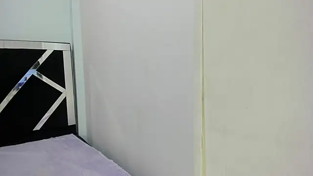 Snapshot of iisabella_noa chatting on 10-03-25, 01:08 iisabella noa online show from 10-03-25, 01:08