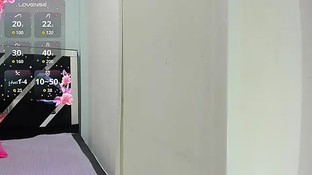 Snapshot of iisabella_noa chatting on 10-15-25, 01:00 iisabella noa online show from 10-15-25, 01:00