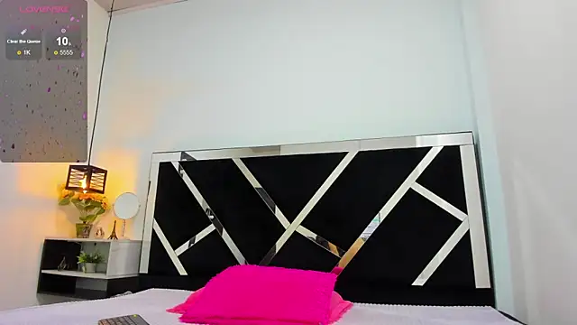 Snapshot of iisabella_noa chatting on 11-27-25, 08:00 iisabella noa online show from 11-27-25, 08:00