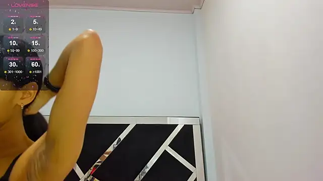 Snapshot of iisabella_noa chatting on 12-03-25, 01:42 iisabella noa online show from 12-03-25, 01:42