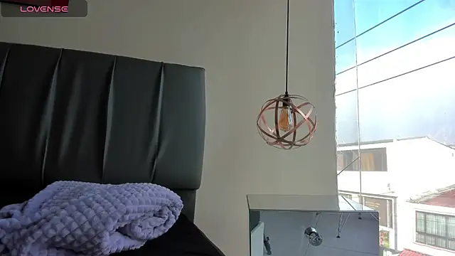 iisabella noa online show from 04-14-26, 12:22