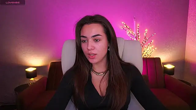 Snapshot of EricaSin chatting on 11-29-25, 02:09 EricaSin online show from 11-29-25, 02:09