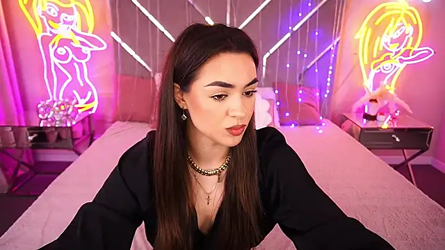 EricaSin online show from 06-11-26, 06:44