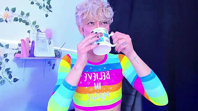 Snapshot of Cooperrosscute233 chatting on 09-15-25, 06:19 Cooperrosscute233 online show from 09-15-25, 06:19