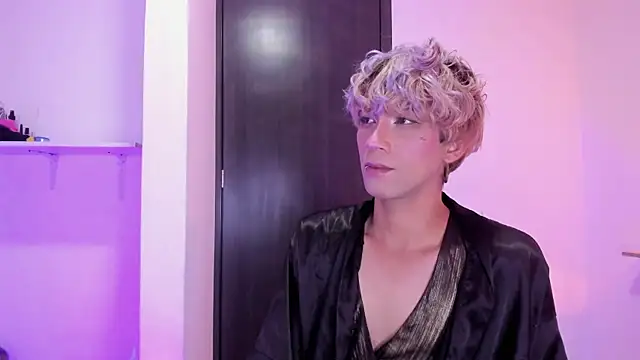 Snapshot of Cooperrosscute233 chatting on 10-06-25, 08:06 Cooperrosscute233 online show from 10-06-25, 08:06