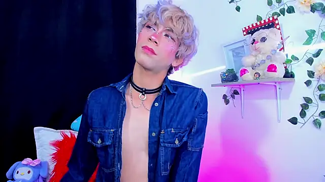 Snapshot of Cooperrosscute233 chatting on 10-14-25, 07:25 Cooperrosscute233 online show from 10-14-25, 07:25