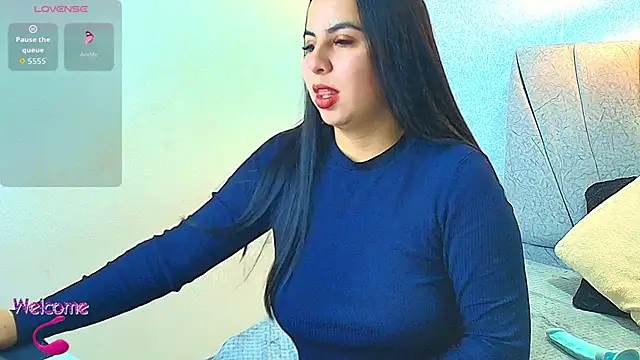 Aly Smith  online show from 10-10-25, 11:31