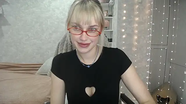 NickyAdamidi online show from 09-15-25, 04:07