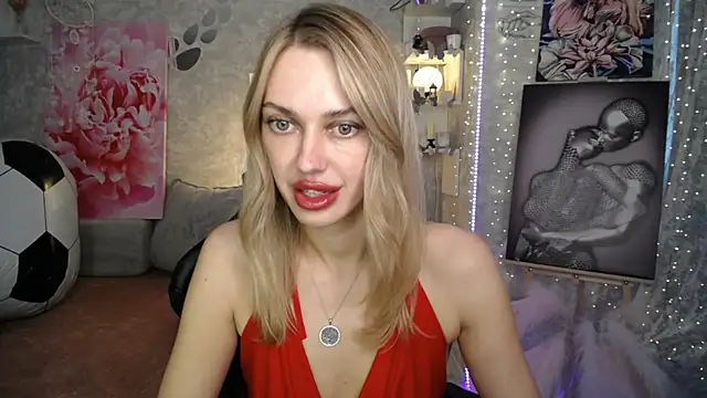 Snapshot of NickyAdamidi chatting on 07-19-26, 04:22 NickyAdamidi online show from 07-19-26, 04:22
